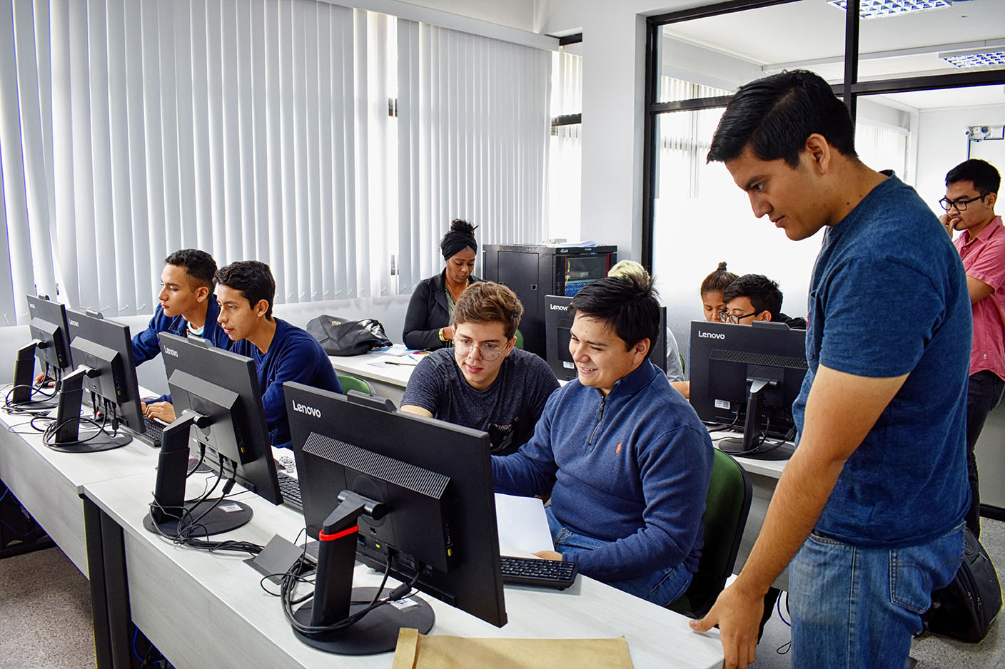 Bachilleres en actividad “Ingeniero por un día”