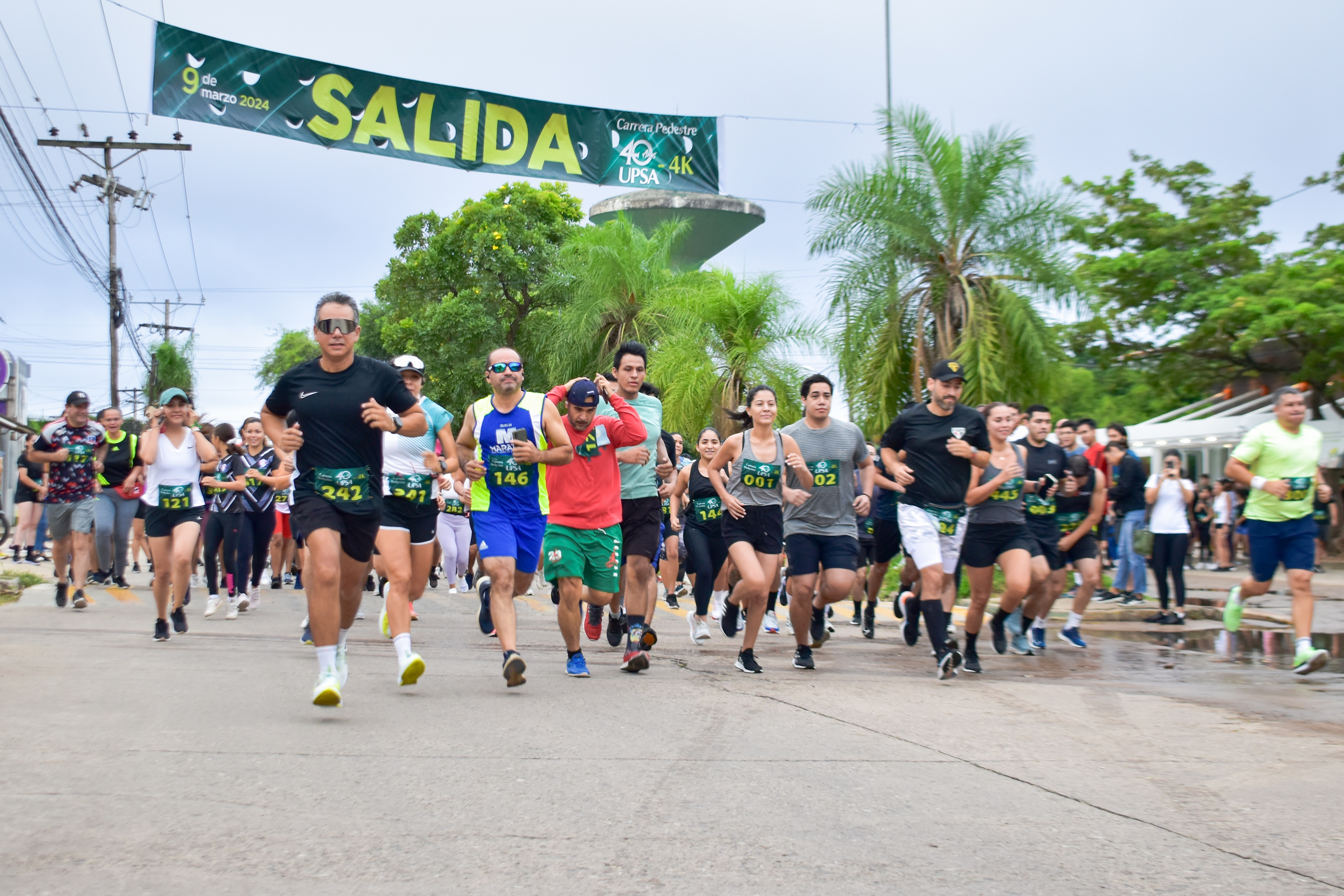 Energía UPSA en Carrera Pedestre 4K 