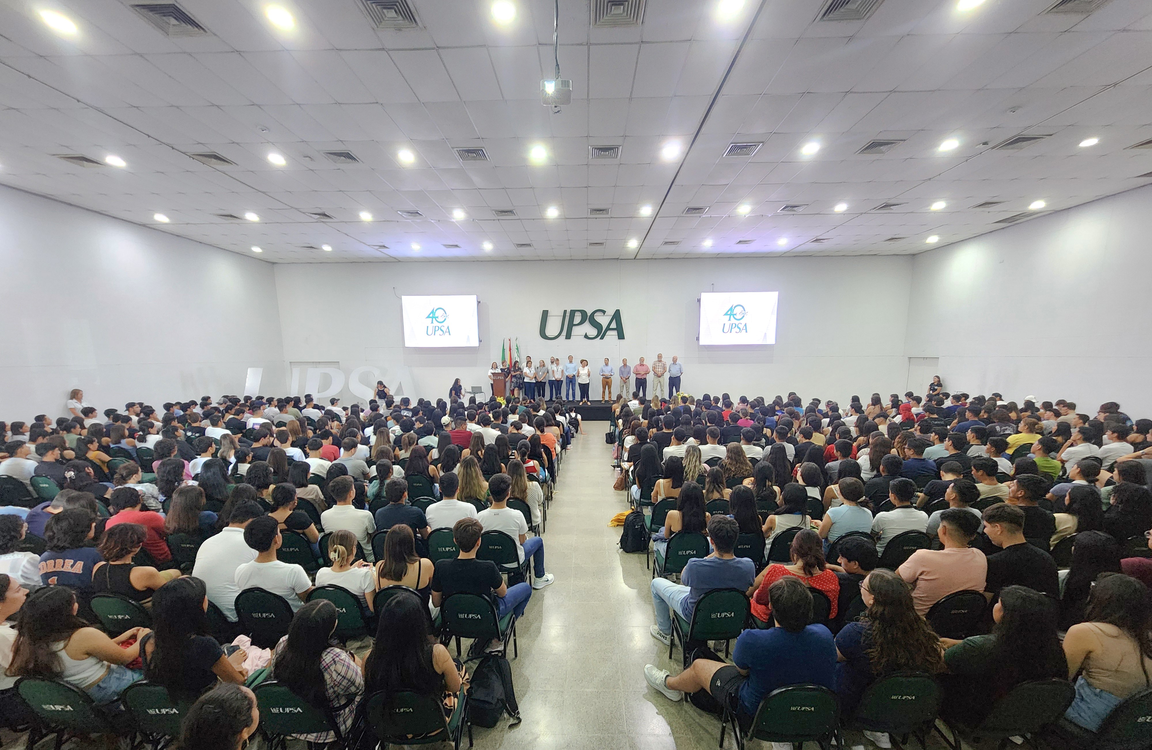  La UPSA recibió a sus nuevos estudiantes