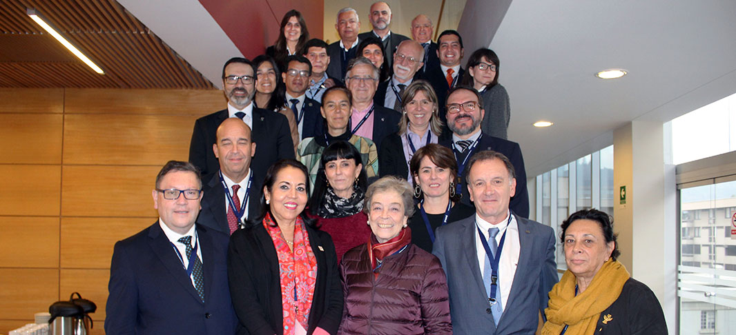 Participación en reunión de CINDA