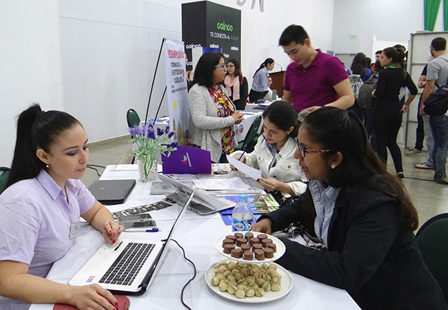 Primera Feria De VinculaciÓn Empresarial 3805