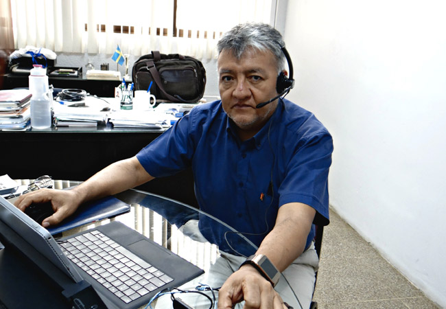 JEFE DE LABORATORIOS DE LA UPSA DIO UNA CONFERENCIA VIRTUAL